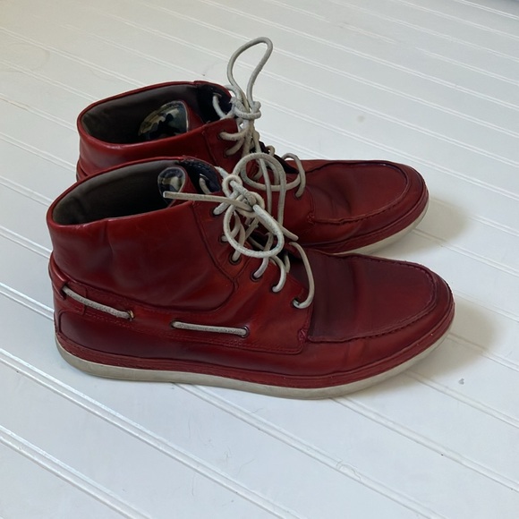 Ugg Bayne Men's Red Leather High-Top Shoes: Size 11 - Picture 2 of 10